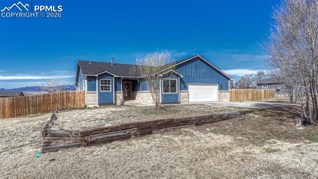 Image 2 of 50: Front of Structure