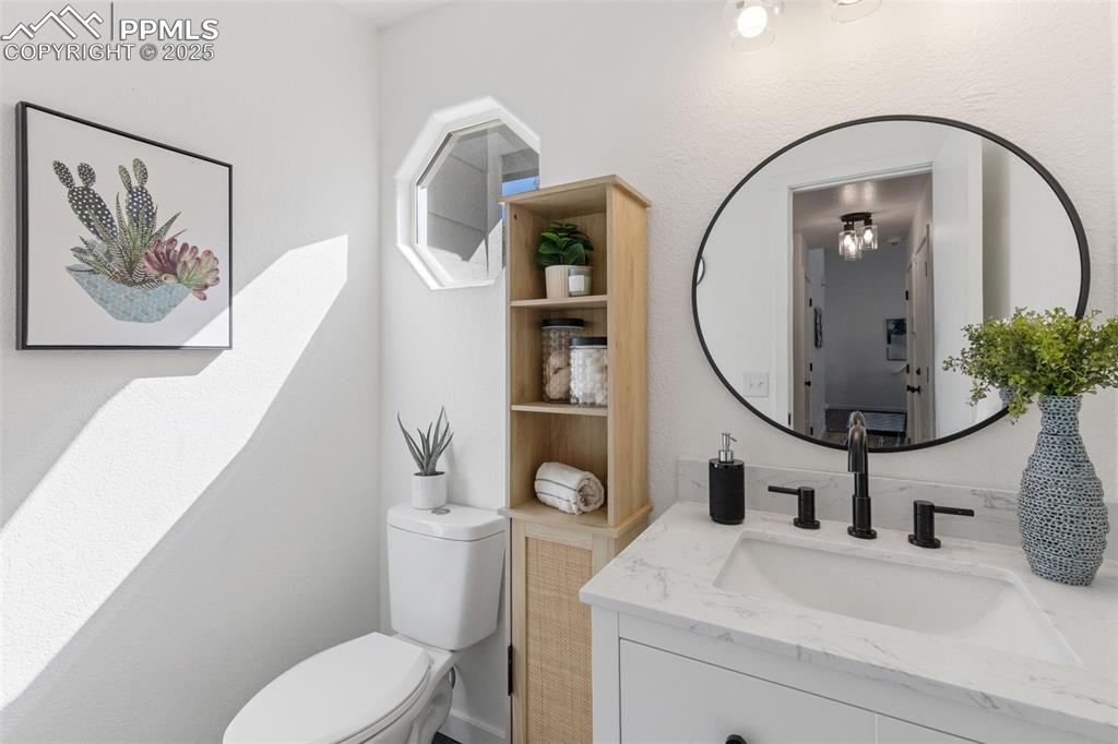 Image 17 of 36: Main Level Half Bath