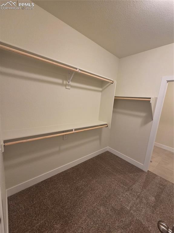 Image 16 of 24: Closet