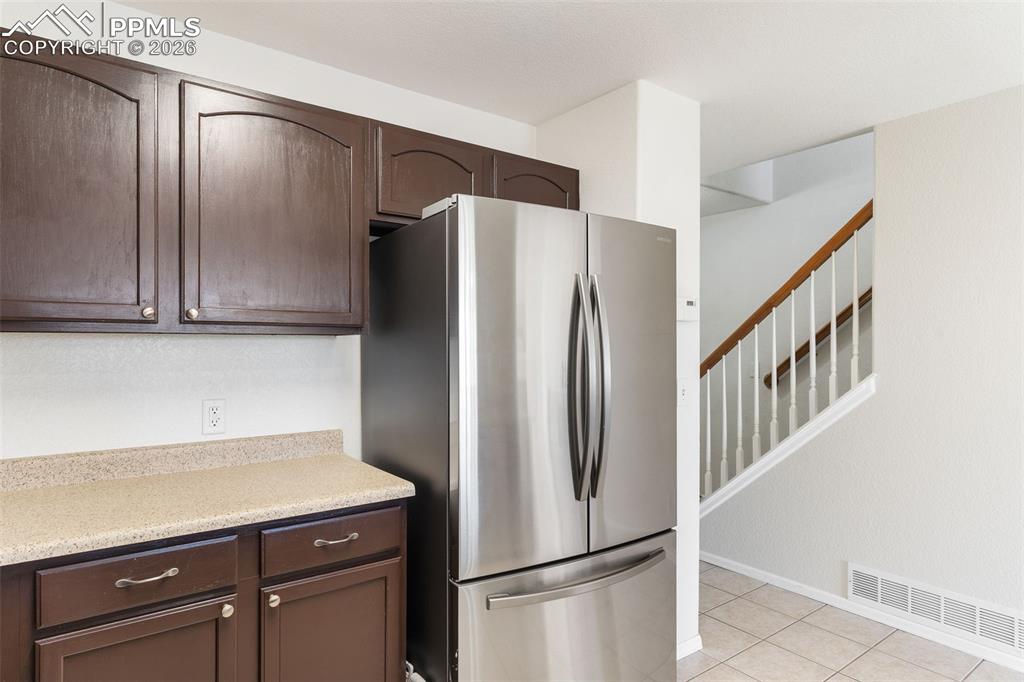 Image 10 of 34: Kitchen