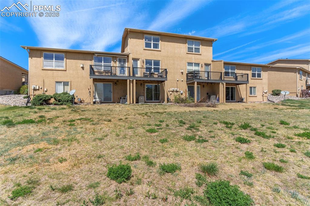 Image 34 of 34: Back of Structure