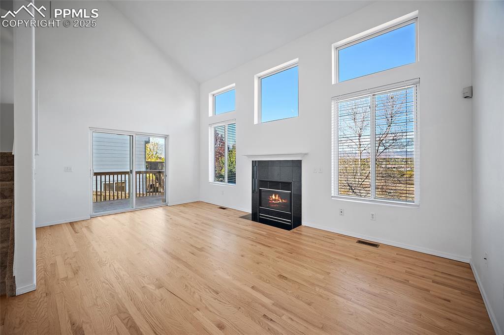 Image 10 of 46: Living Room