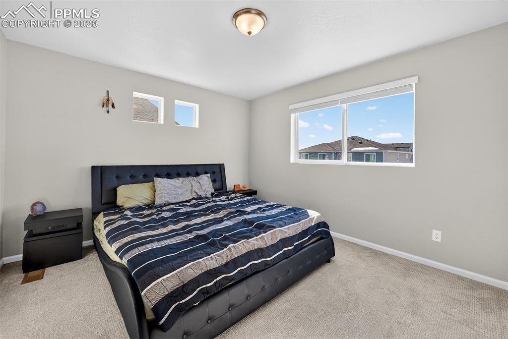 Image 21 of 40: Bedroom