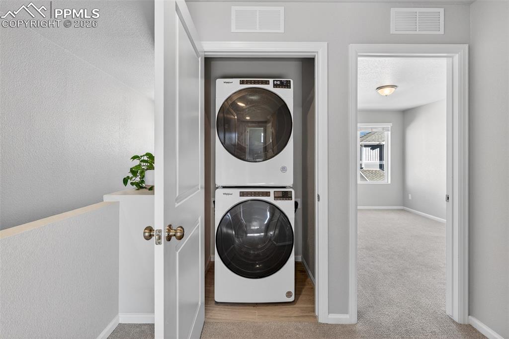 Image 29 of 40: Laundry