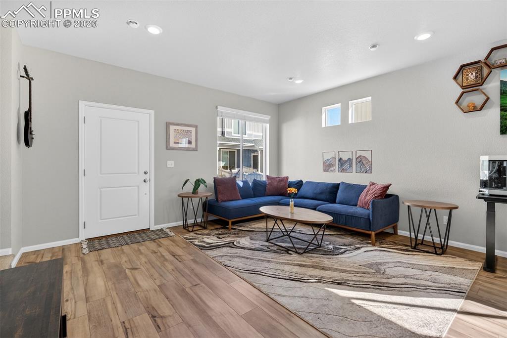 Image 8 of 40: Living Room