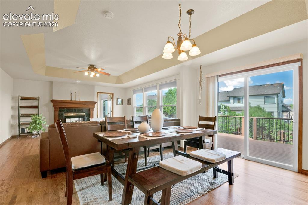 Image 19 of 50: Dining Area