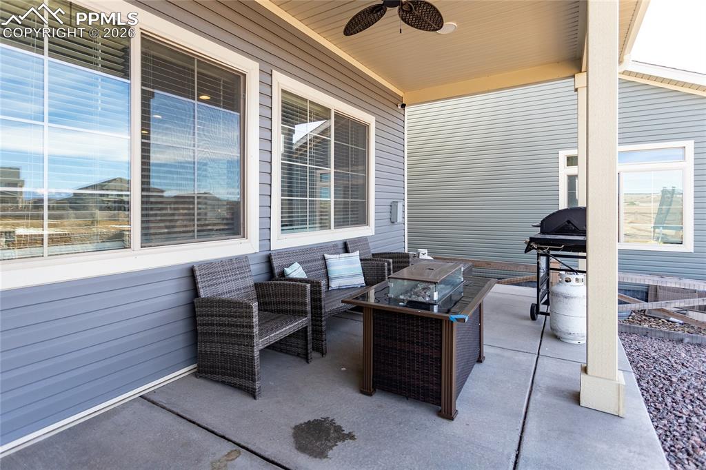 Image 41 of 50: Patio