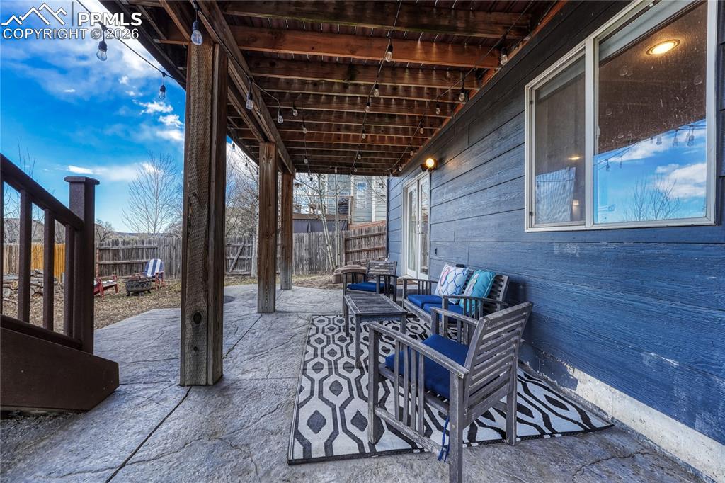 Image 37 of 47: Patio