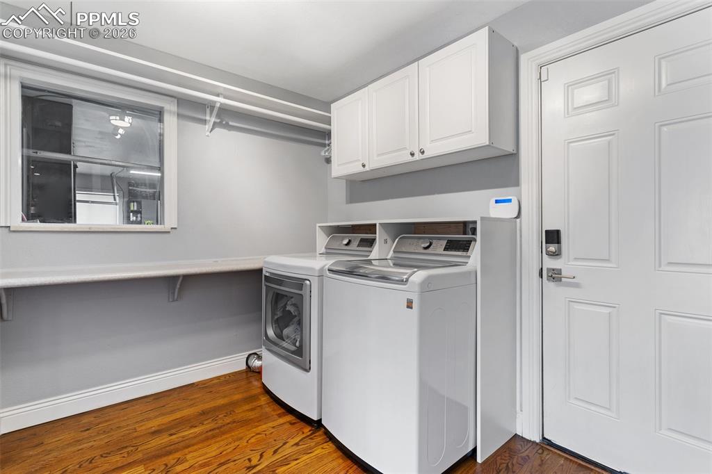 Image 31 of 50: Laundry