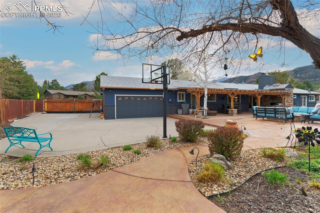 Image 44 of 50: Back of Structure