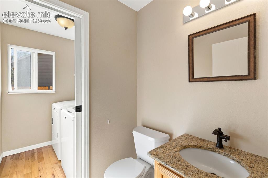 Image 15 of 35: Bathroom