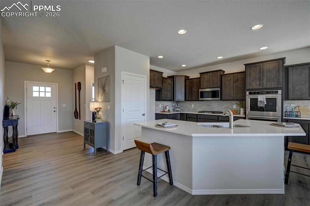 Image 16 of 18: Kitchen