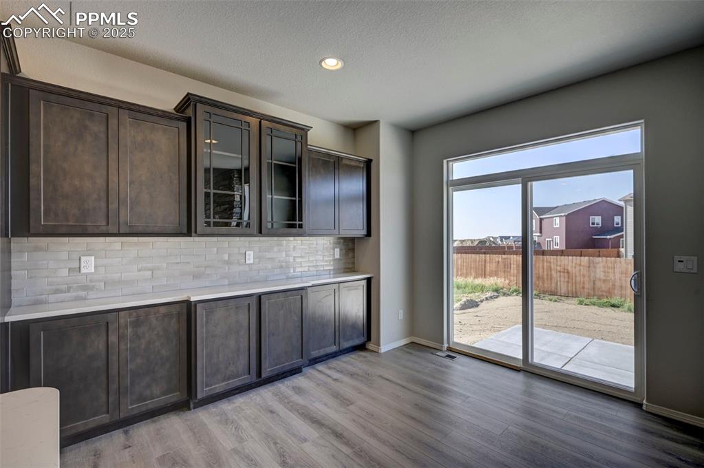Image 5 of 11: Kitchen