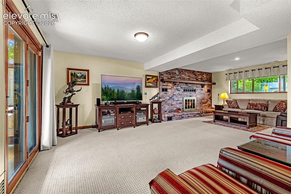 Image 21 of 42: Plenty of space for a family room!