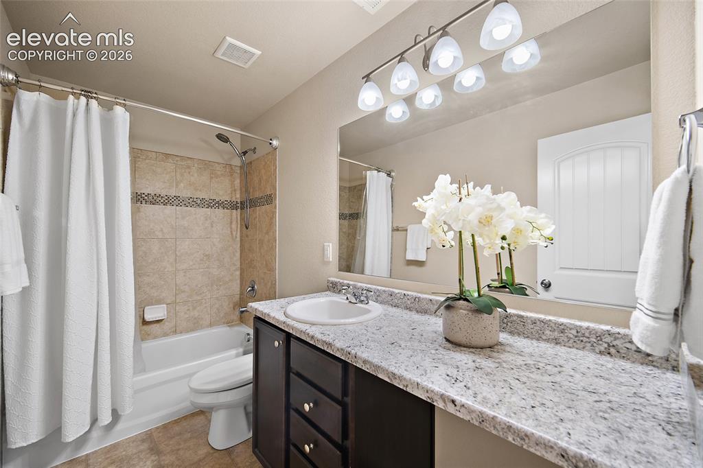 Image 18 of 34: Master Bathroom