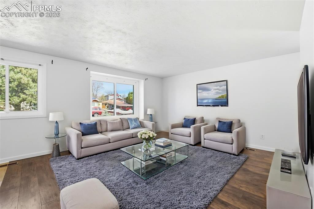 Image 2 of 27: Living Room