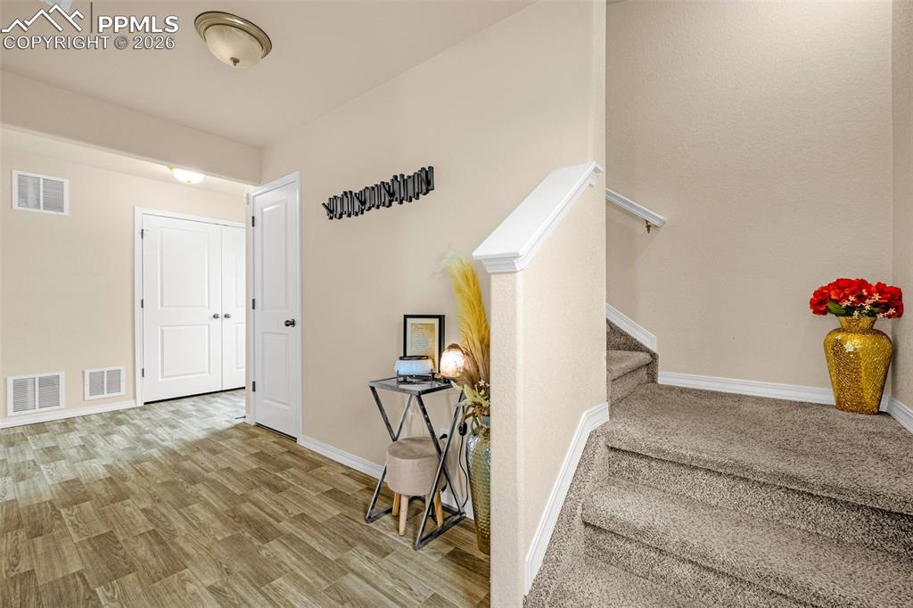 Image 3 of 33: Entry way Ground floor