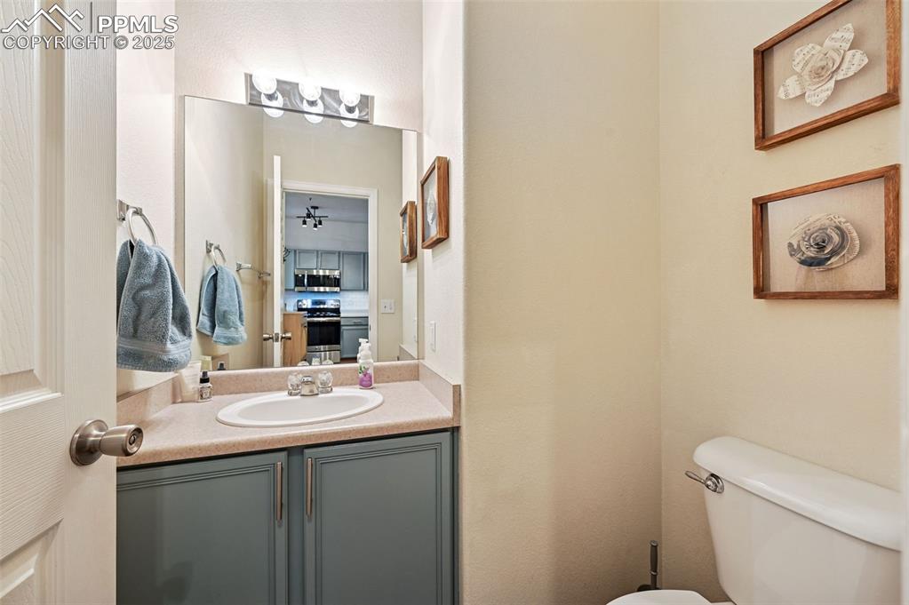 Image 11 of 22: Bathroom