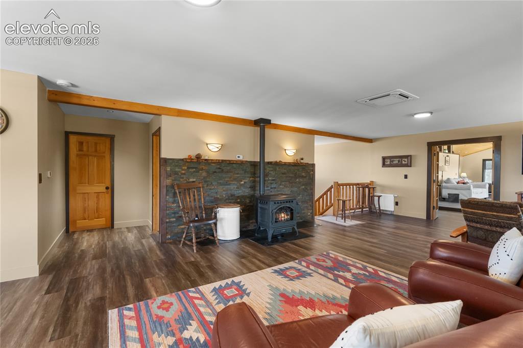 Image 15 of 50: Living Room