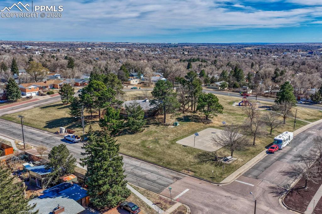 Image 48 of 50: Great park just down the street.