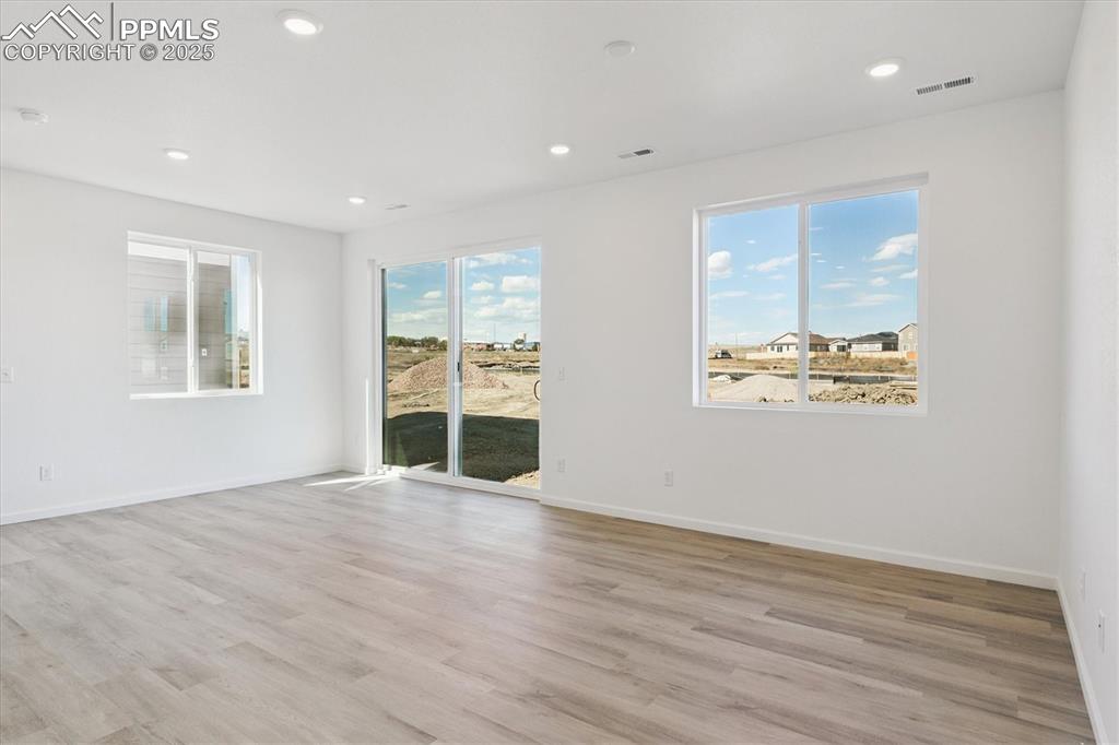 Image 4 of 16: Other