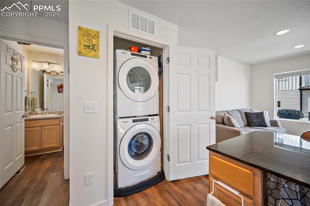 Image 18 of 38: Easy access for laundry. 