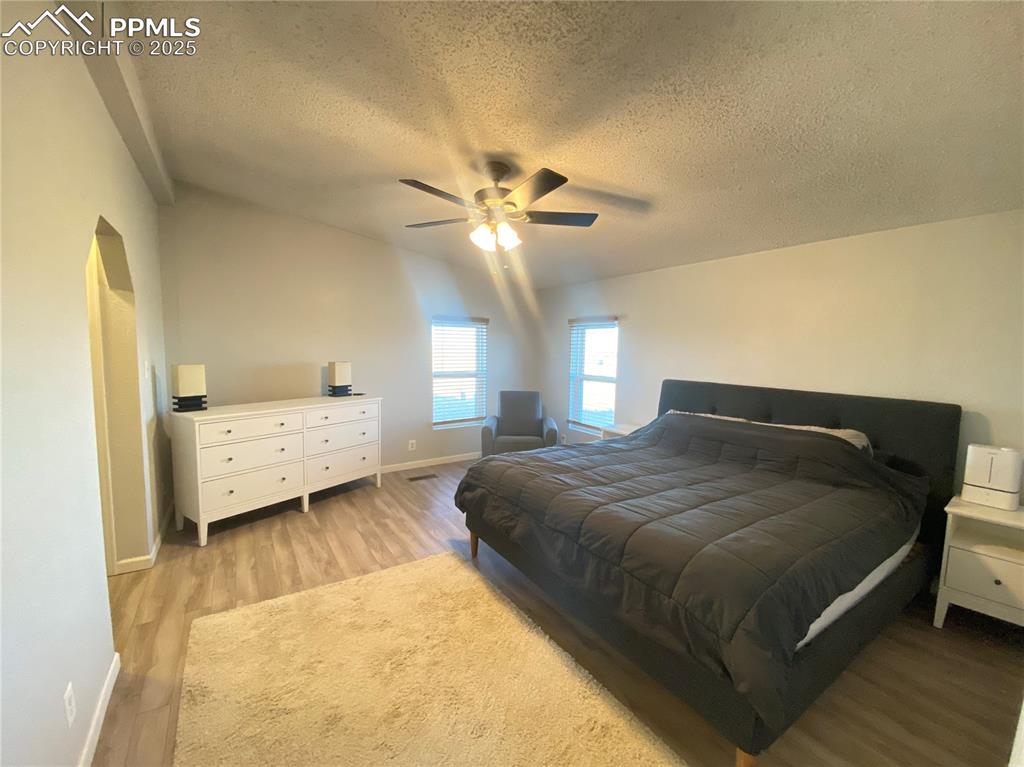 Image 11 of 26: Bedroom