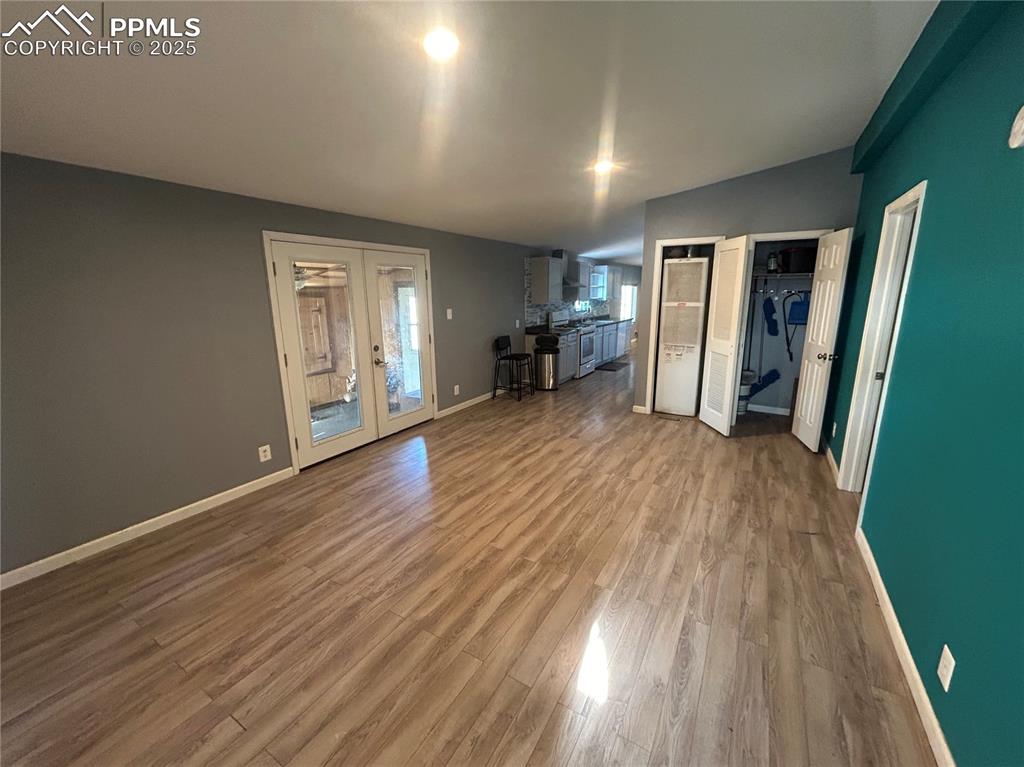 Image 9 of 26: Living Room