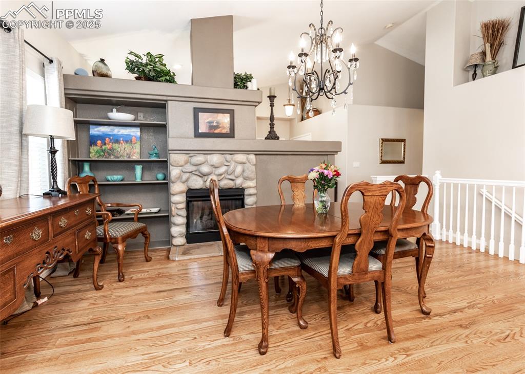 Image 8 of 47: Dining Area