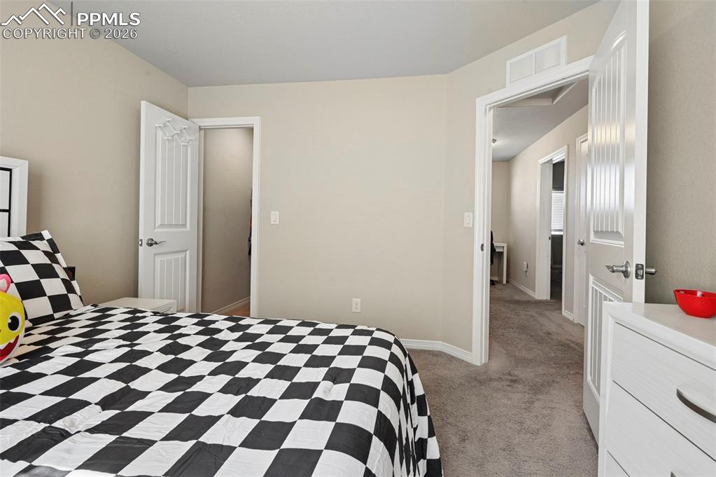 Image 17 of 33: Bedroom