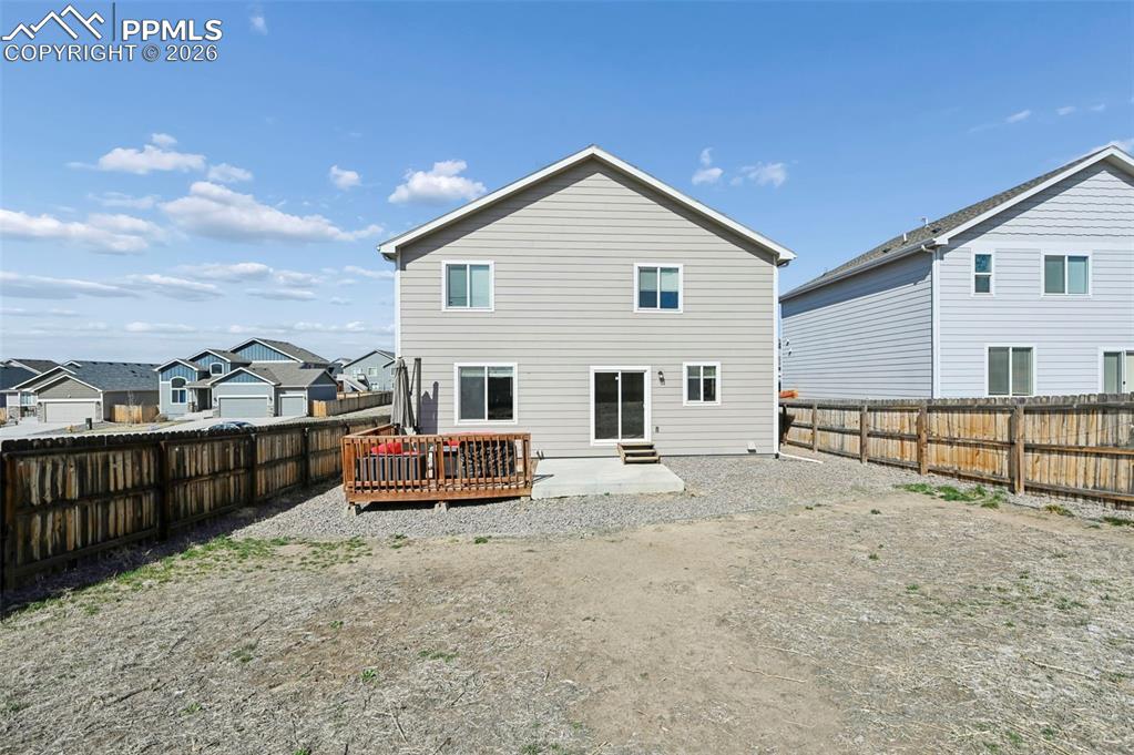 Image 32 of 33: Back of Structure