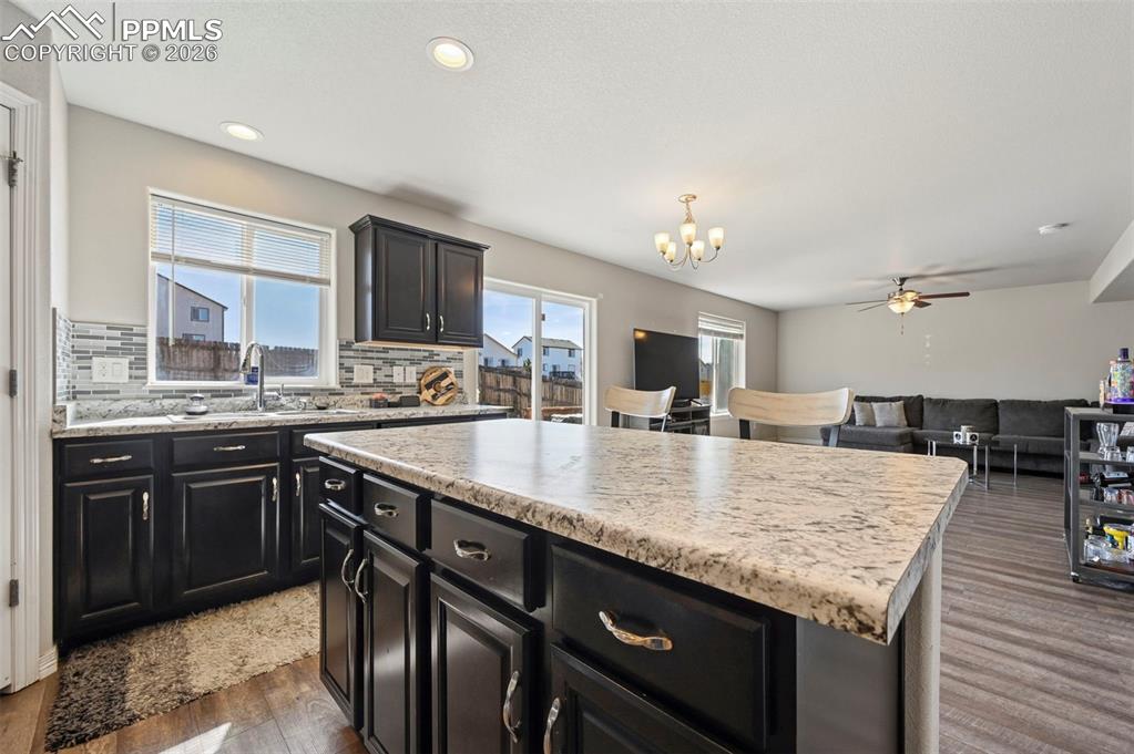 Image 6 of 33: Kitchen