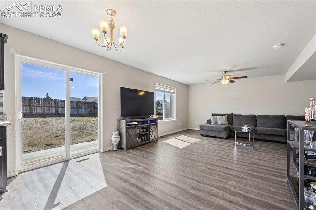 Image 7 of 33: Living Room