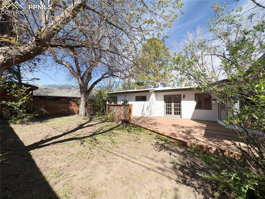 Image 29 of 37: Back of Structure