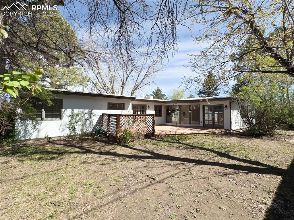 Image 30 of 37: Back of Structure