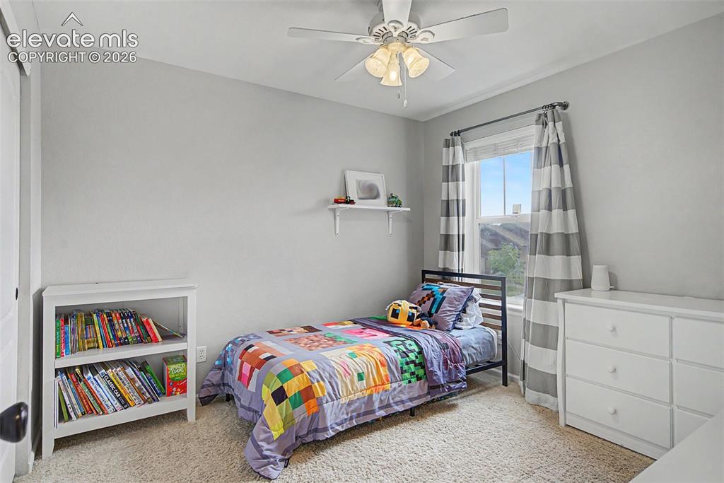 Image 24 of 46: Upper secondary bedroom