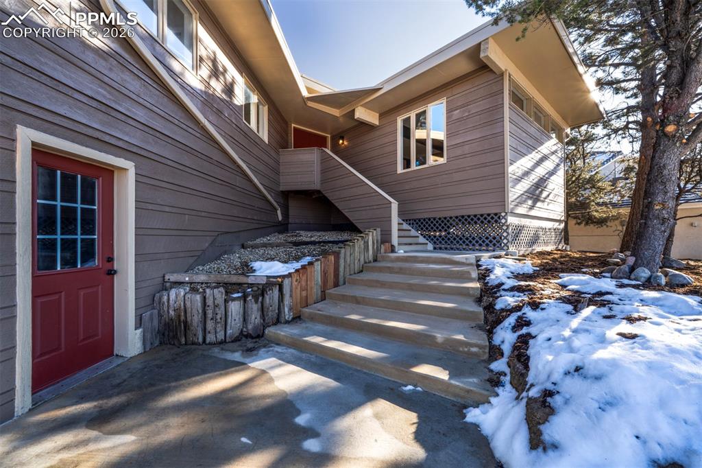 Image 1 of 49: Entry