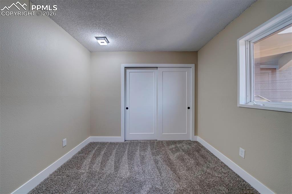 Image 33 of 49: Bedroom