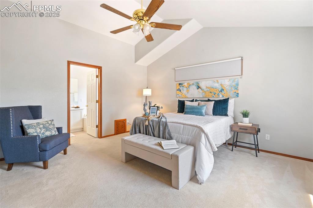 Image 16 of 35: Bedroom