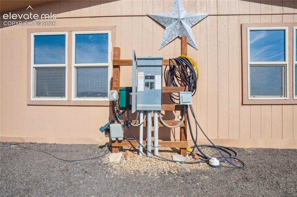 Image 23 of 28: electrical panel 