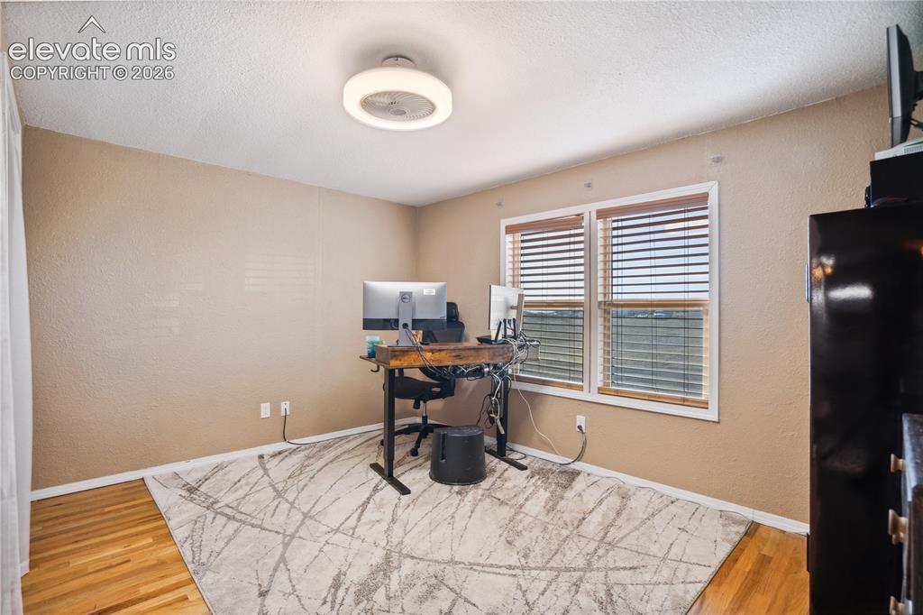 Image 9 of 28: used as office