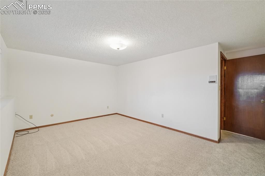 Image 29 of 48: Bedroom