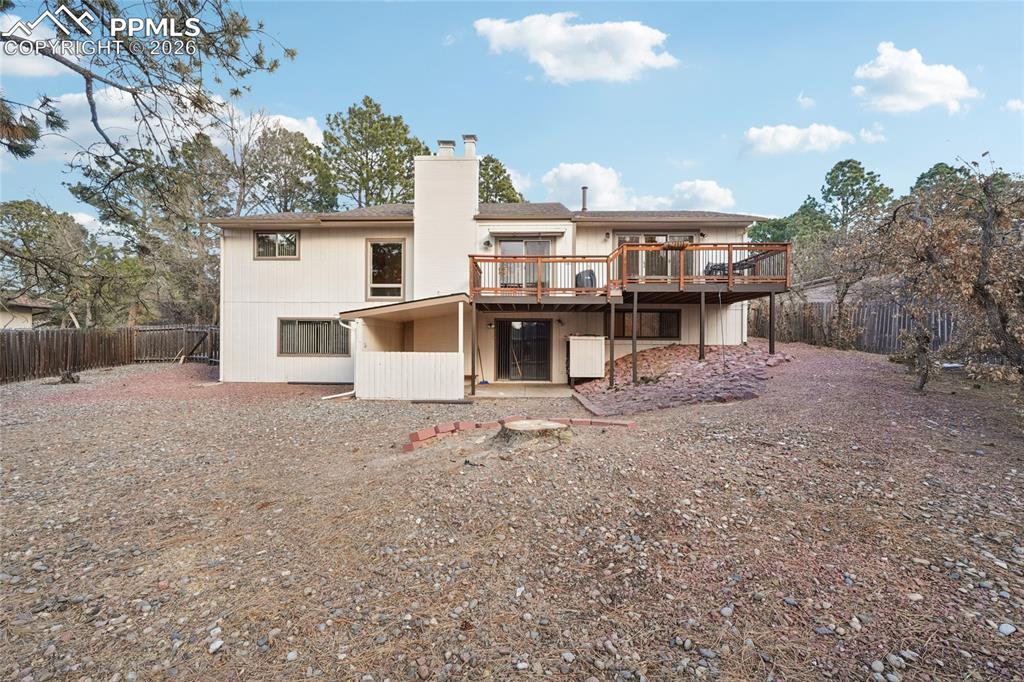 Image 45 of 48: Back of Structure