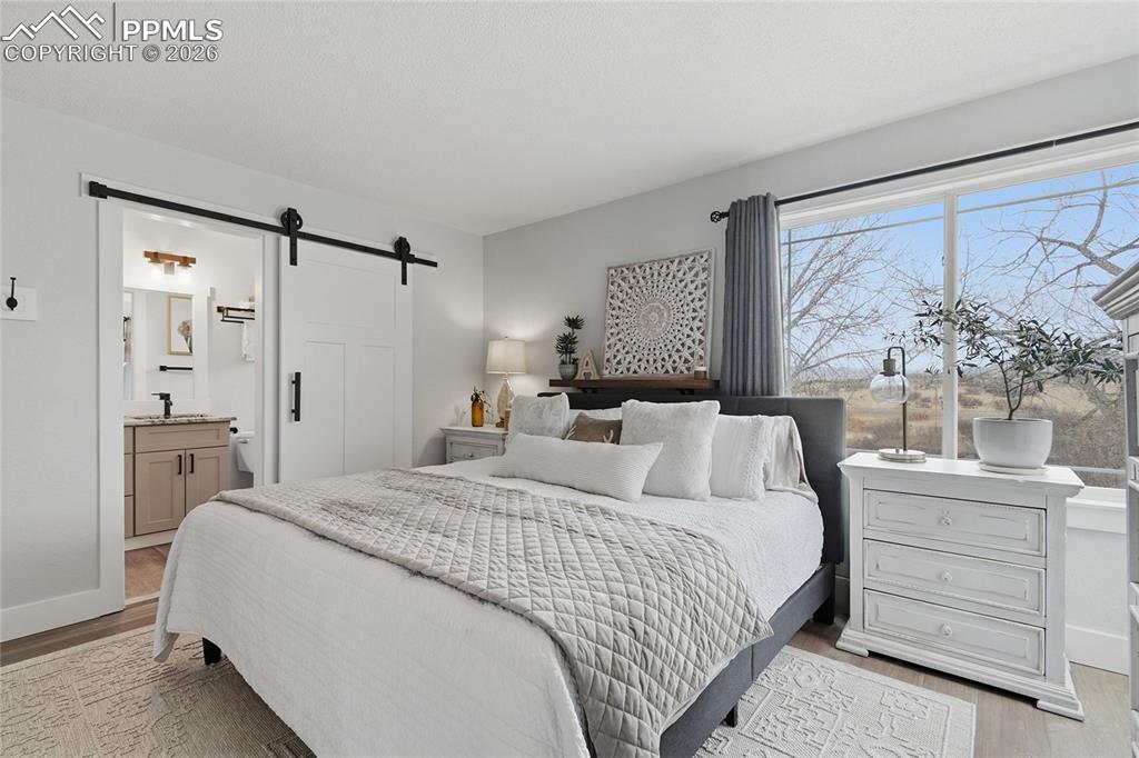 Image 18 of 42: Bedroom