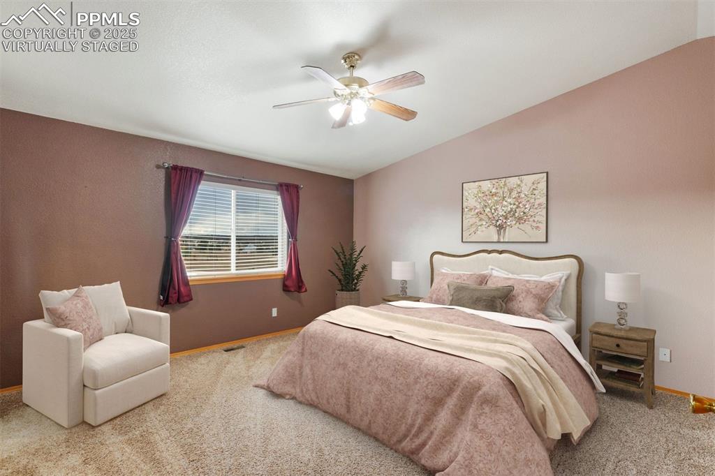 Image 11 of 41: Virtually Staged