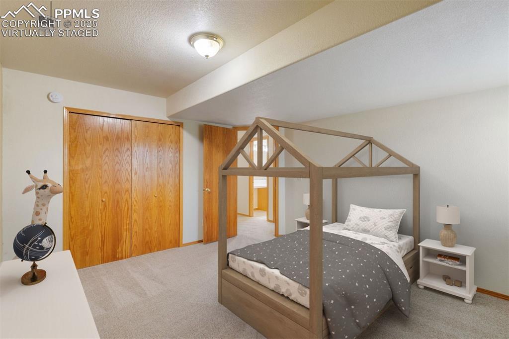 Image 27 of 41: Virtually Staged