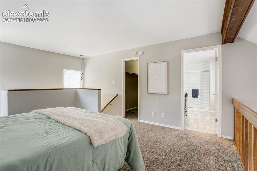 Image 19 of 48: Bedroom