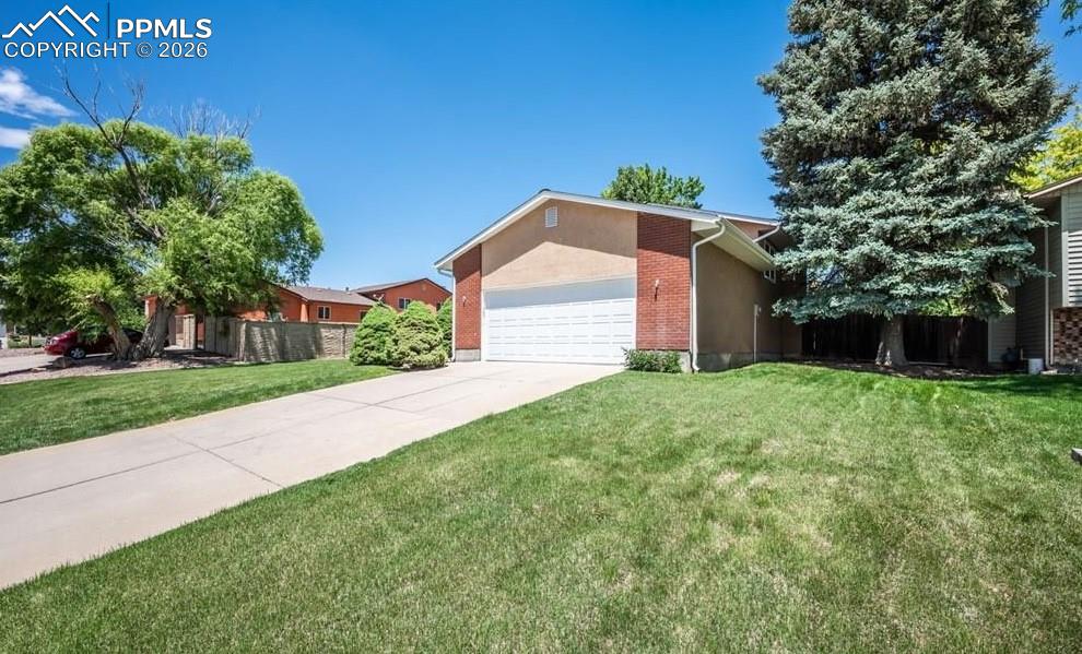 Image 30 of 32: Front of Structure