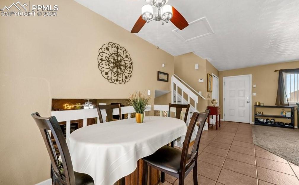 Image 6 of 32: Dining Area