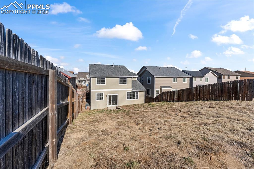 Image 25 of 25: Back of Structure
